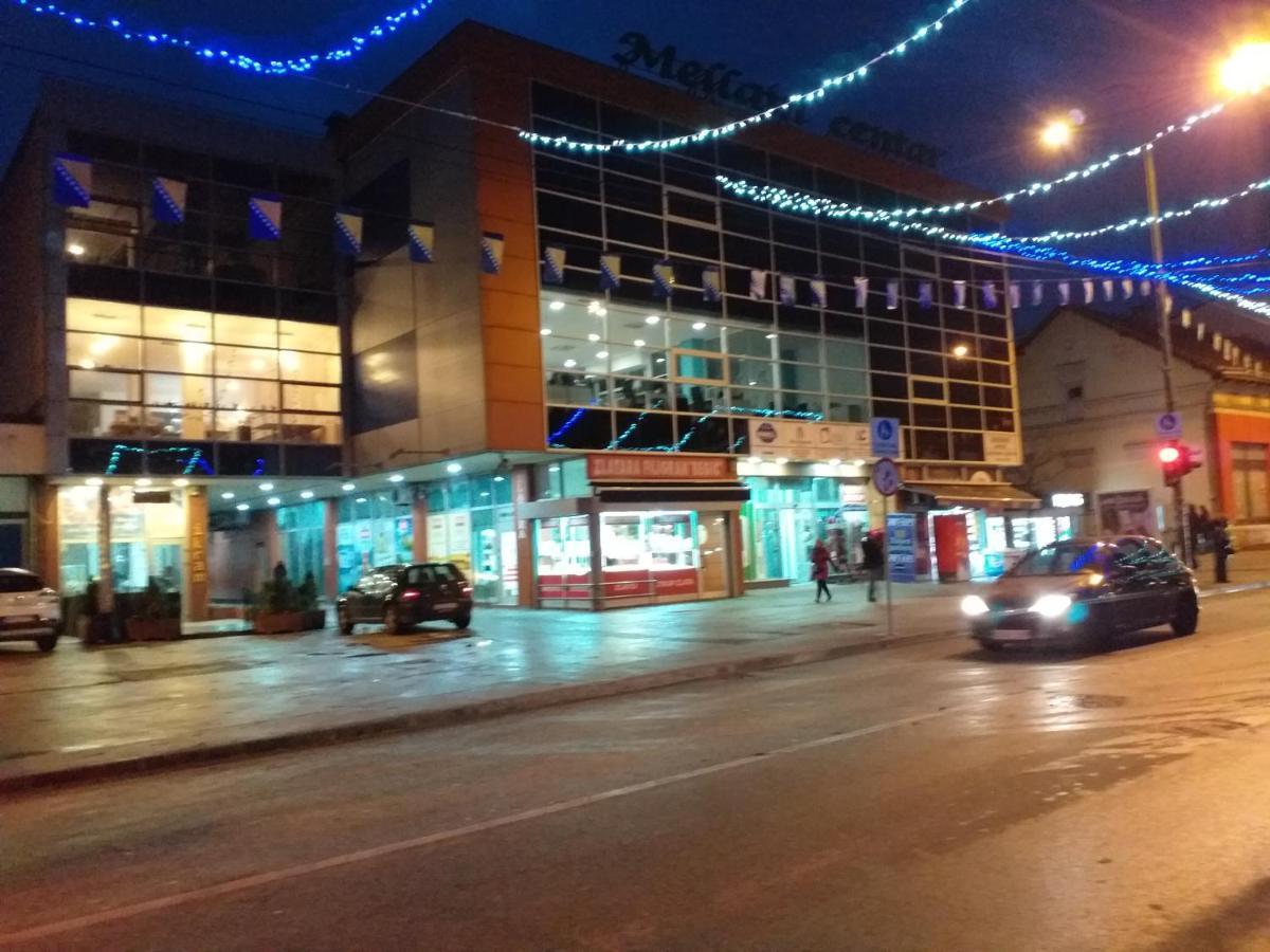 Trosoban Apartman Sarajevo, Ilidza Centar 外观 照片