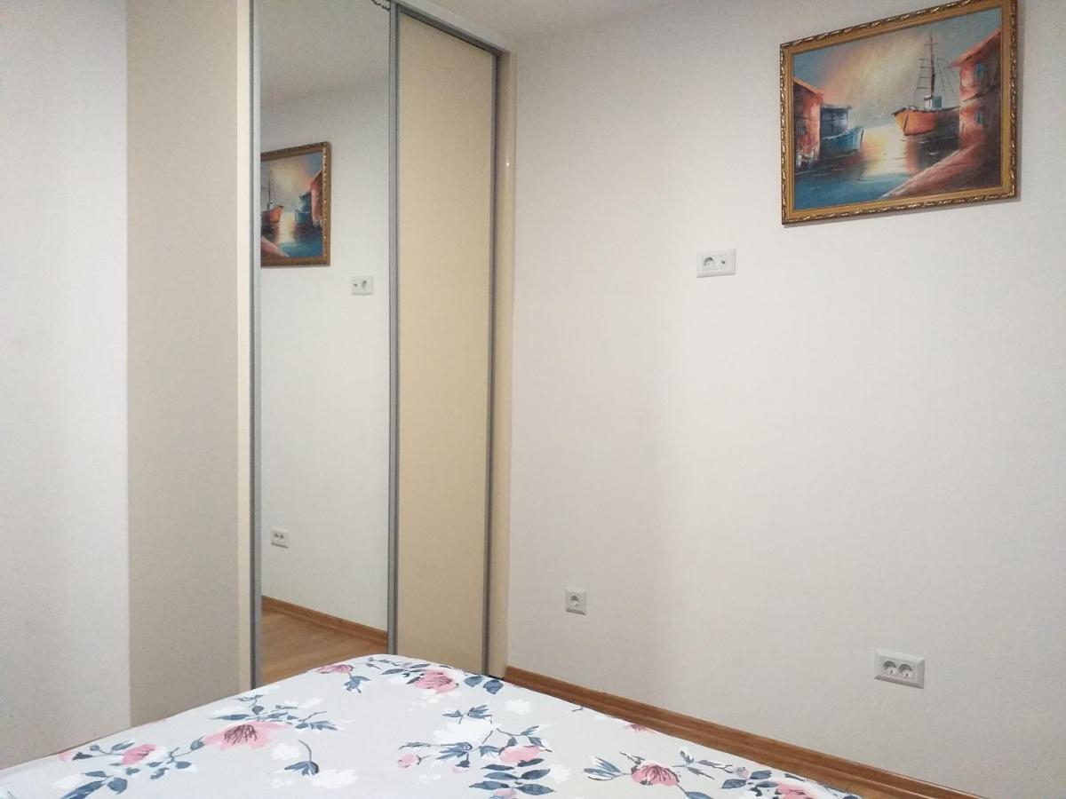 Trosoban Apartman Sarajevo, Ilidza Centar 外观 照片