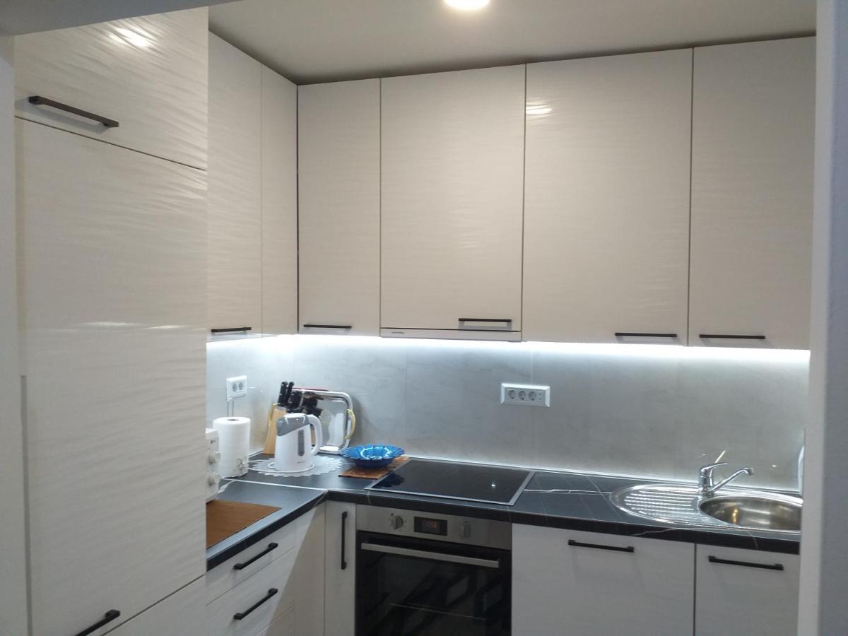 Trosoban Apartman Sarajevo, Ilidza Centar 外观 照片