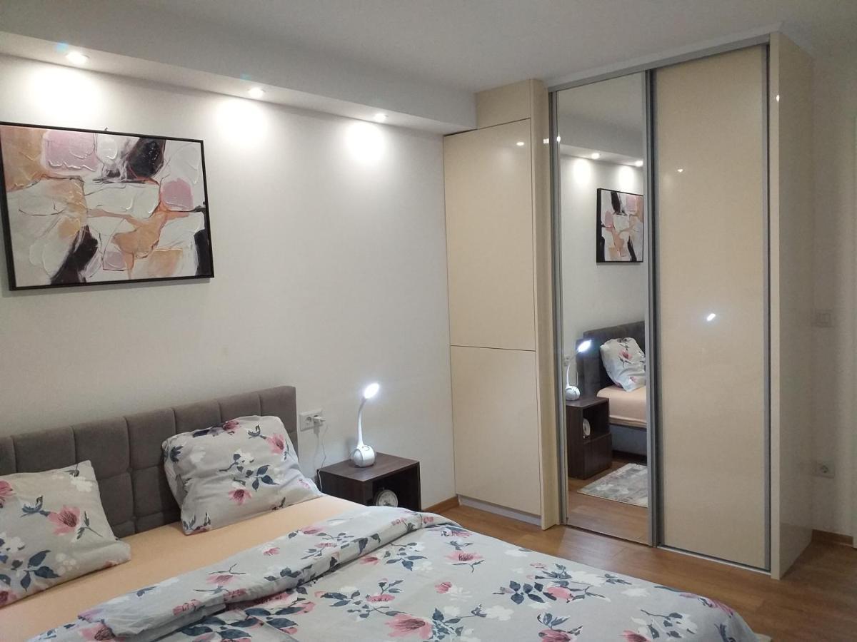 Trosoban Apartman Sarajevo, Ilidza Centar 外观 照片